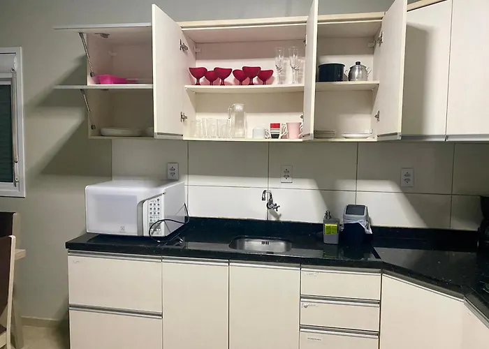 Casa Terrea Para Familia No Centro De Ametista!